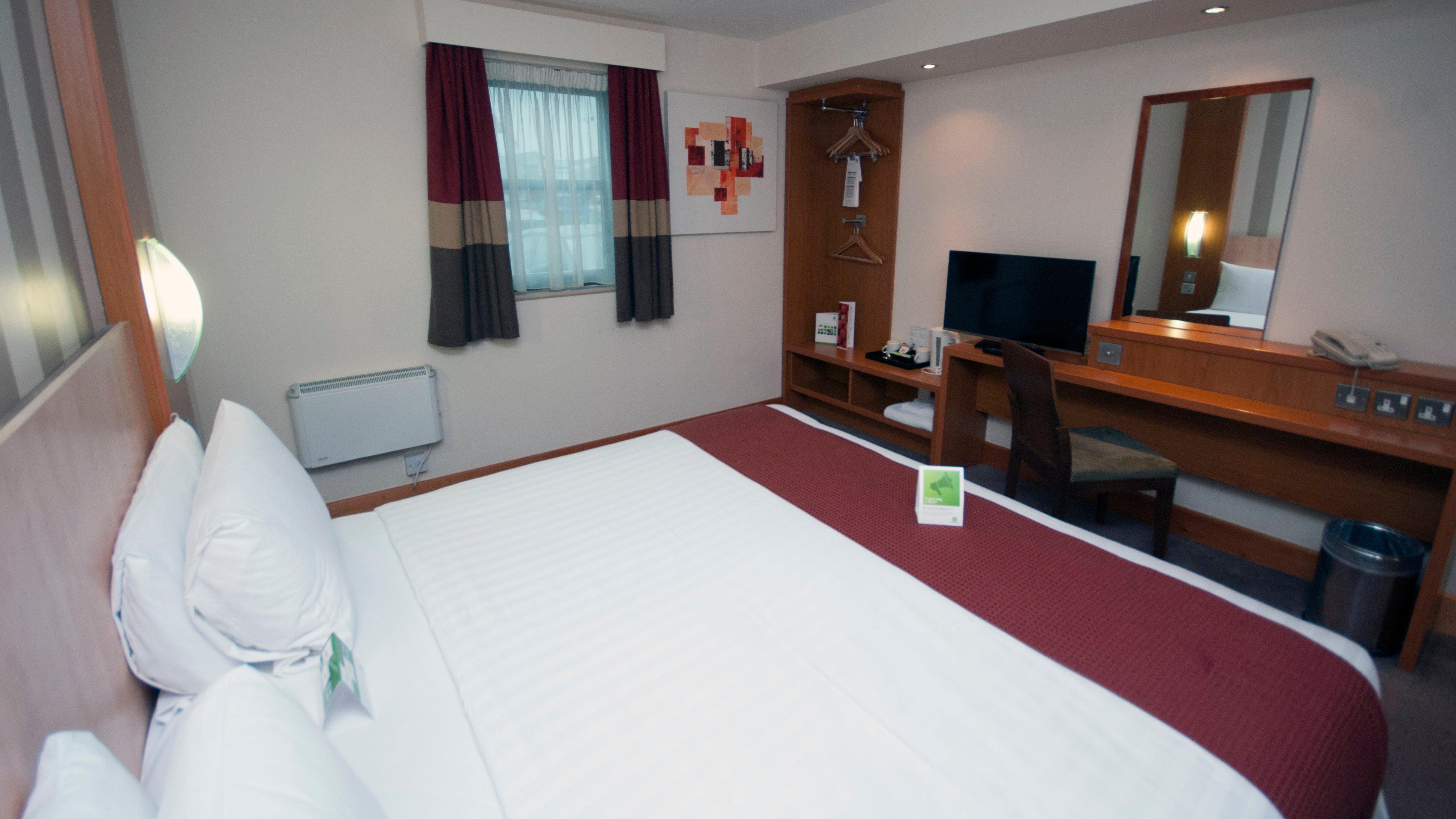 Holiday Inn Manchester - Central Park, An Ihg Hotel Екстериор снимка